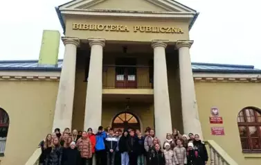 Jako pierwsze