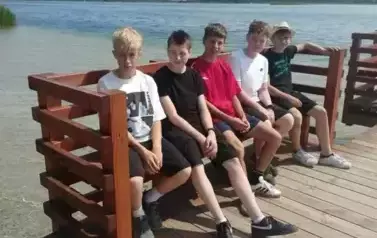1 (2)